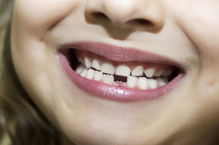This 9-year-old just asked the tooth fairy to take a selfie to “prove she is real” This 9-year-old just asked the tooth fairy to take a selfie to “prove she is real”