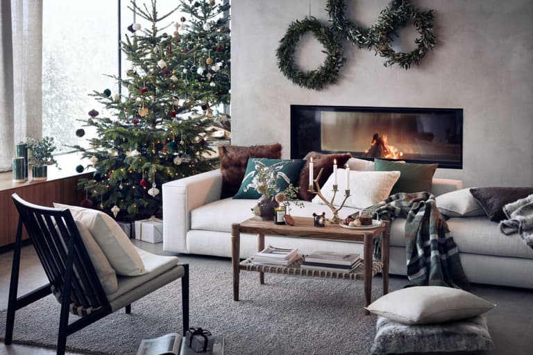 H&M Home’s new collection is all our rustic Scandi Christmas dreams come true H&M Home’s new collection is all our rustic Scandi Christmas dreams come true