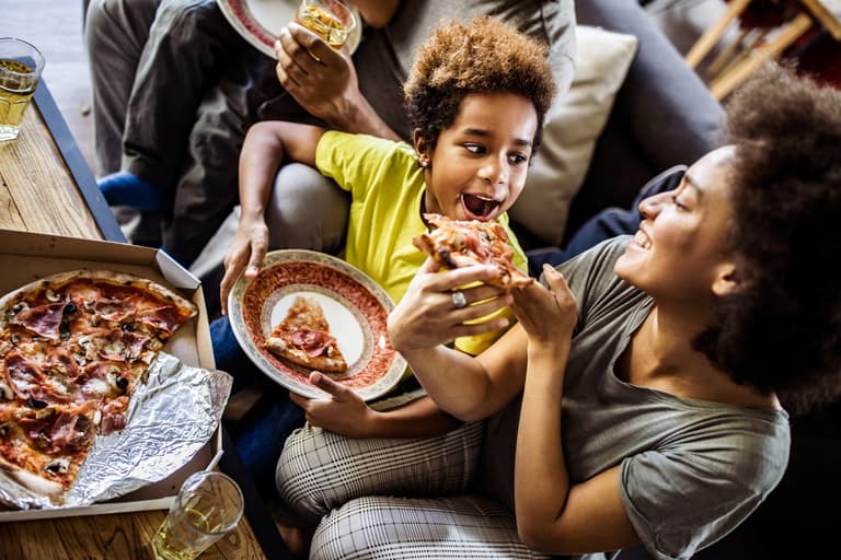 New study says that working mums are happier when they can order in dinner