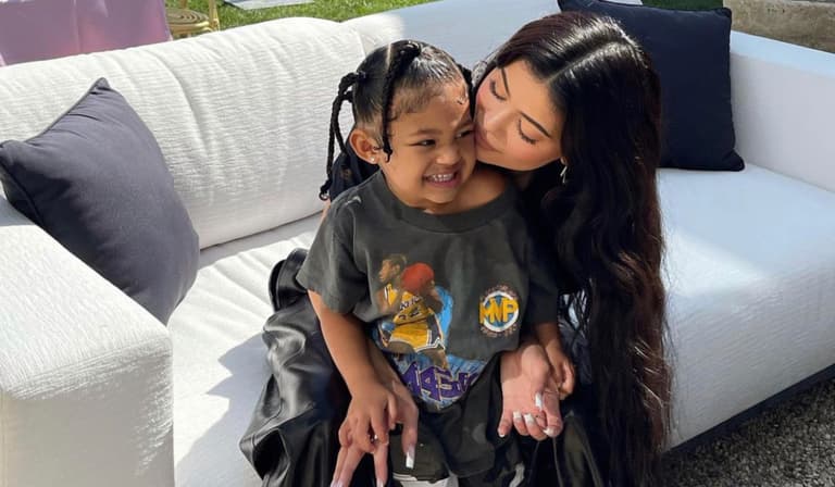 Like sister, like brother: Kylie Jenner’s newborn son Wolf looks “exactly” like Stormi Like sister, like brother: Kylie Jenner’s newborn son Wolf looks “exactly” like Stormi