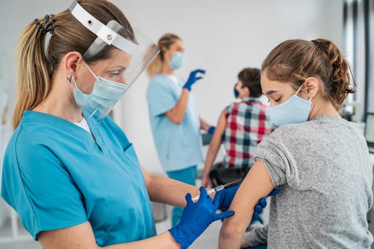 HSE urges parents to get their children vaccinated during midterm break HSE urges parents to get their children vaccinated during midterm break
