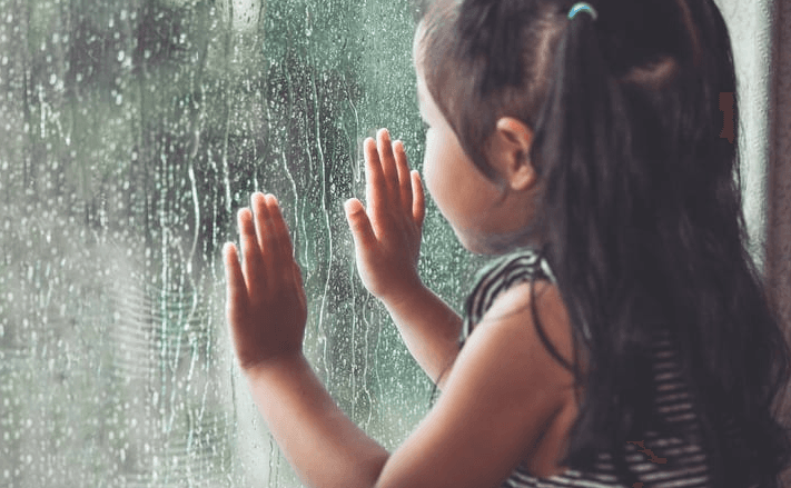 10 easy ‘storm day’ indoor activities that might just save your sanity