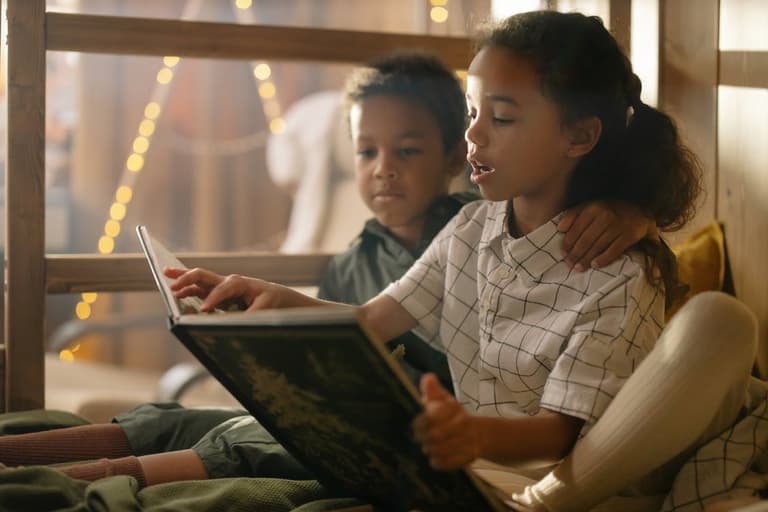 Young singers bring Christmas carols to life in new children’s audio-books Young singers bring Christmas carols to life in new children’s audio-books