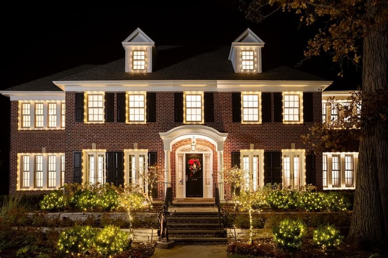 You can now stay in the house from Home Alone