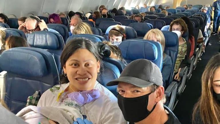 Plane passenger that didn’t know she was pregnant gives birth on plane