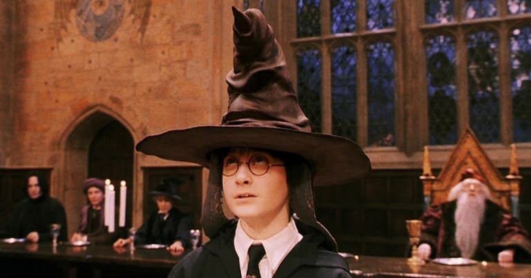 These magical new bath bombs will reveal your Hogwarts house These magical new bath bombs will reveal your Hogwarts house