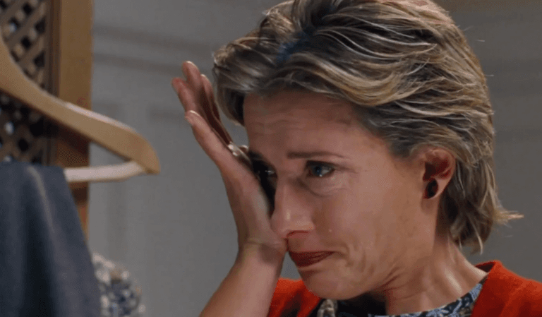 5 things in Love Actually that baffle me to this day 5 things in Love Actually that baffle me to this day