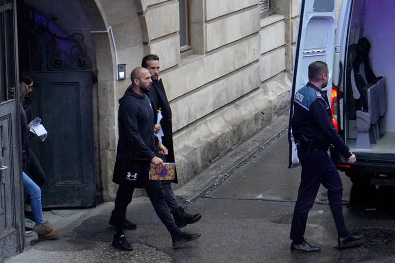 Andrew Tate to remain behind bars for an extra month Andrew Tate to remain behind bars for an extra month