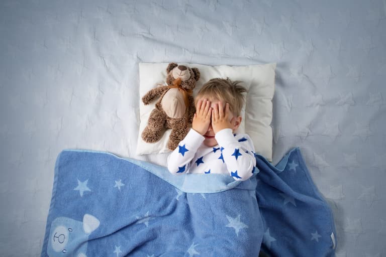 Expert tips to prevent hay fever disrupting your kid’s sleep routine