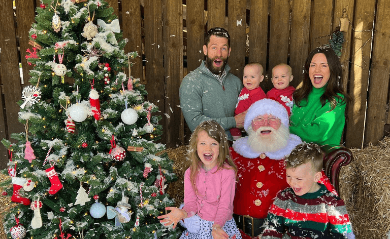Emmerdale star announces his farm will open as Santa’s Village Emmerdale star announces his farm will open as Santa’s Village