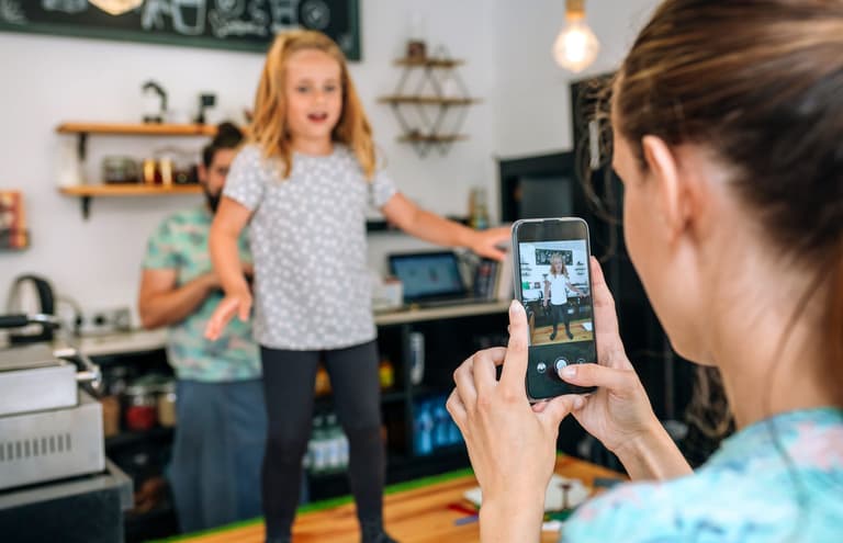 New law created by 16-year-old to protect the children of influencers New law created by 16-year-old to protect the children of influencers