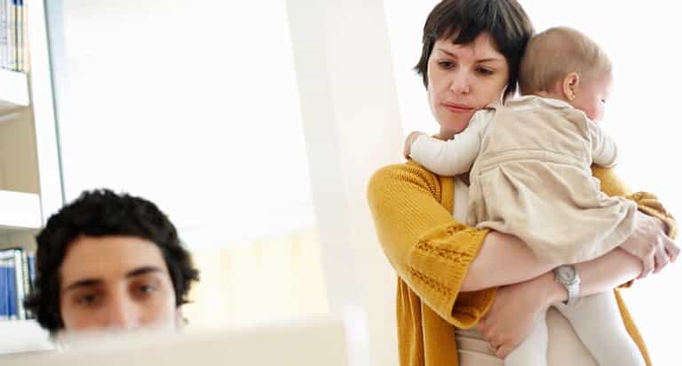 Should mums get paid breastfeeding breaks at work? This group thinks so… Should mums get paid breastfeeding breaks at work? This group thinks so…