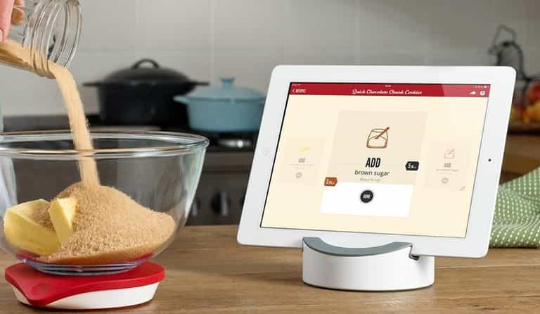The ultimate kitchen hack: A baking tool that weighs everything for you The ultimate kitchen hack: A baking tool that weighs everything for you