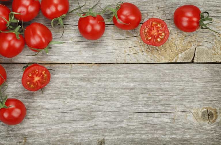 The fastest and easiest way to slice a bunch of cherry tomatoes The fastest and easiest way to slice a bunch of cherry tomatoes