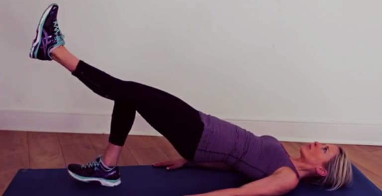 WATCH: 30 Day Bikini Body Blitz: The Week 3 Workout WATCH: 30 Day Bikini Body Blitz: The Week 3 Workout