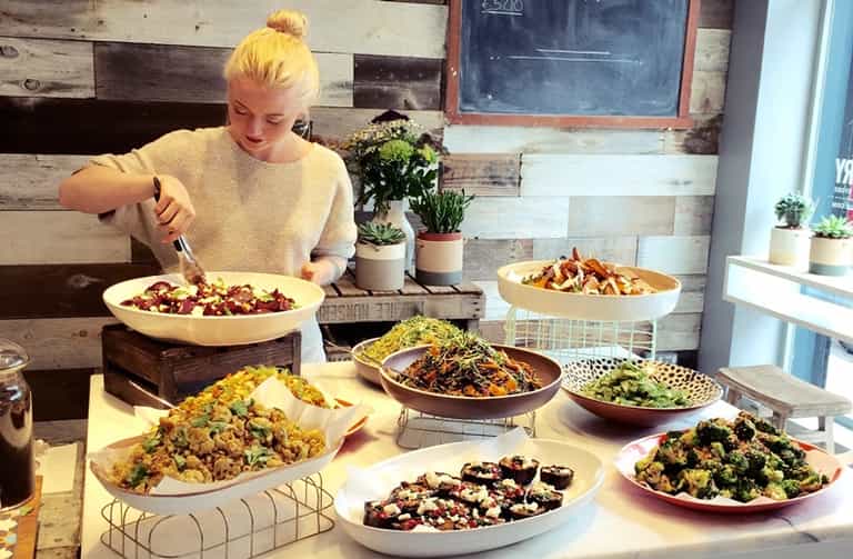 Salad and shopping in one spot? Eh, yes please… Salad and shopping in one spot? Eh, yes please…