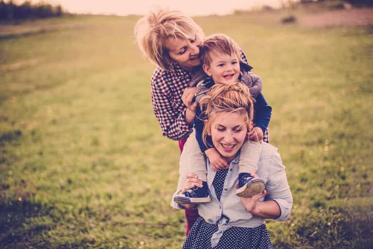 Children cared for by family ‘have a better vocabulary by age 3’ Children cared for by family ‘have a better vocabulary by age 3’