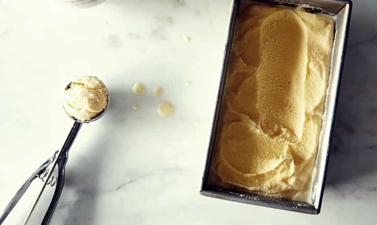 The 4-ingredient peaches and cream ice that will make your weekend The 4-ingredient peaches and cream ice that will make your weekend