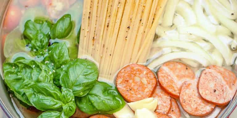 Easy one-pot pasta (the ideal last-minute dinner) Easy one-pot pasta (the ideal last-minute dinner)