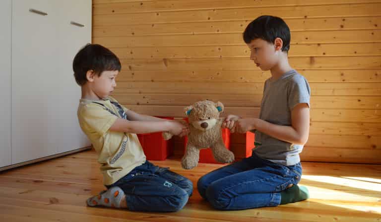 How to help kids resolve rows by themselves How to help kids resolve rows by themselves