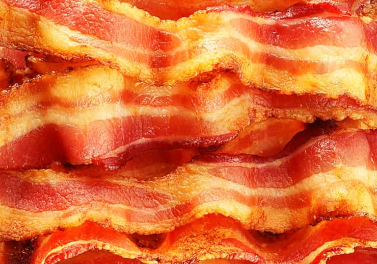 How to cook crispy 2-minute bacon… in the microwave How to cook crispy 2-minute bacon… in the microwave