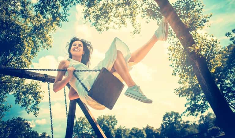 Study: Happiness really IS contagious Study: Happiness really IS contagious