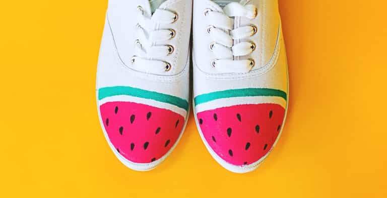 MAKE: Watermelon slice sneakers for less than €5 MAKE: Watermelon slice sneakers for less than €5