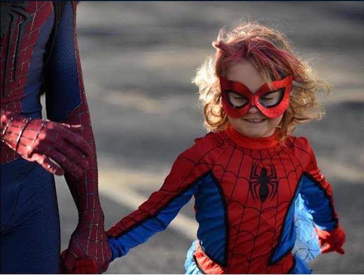 The AMAZING thing one town did for a little girl battling cancer The AMAZING thing one town did for a little girl battling cancer
