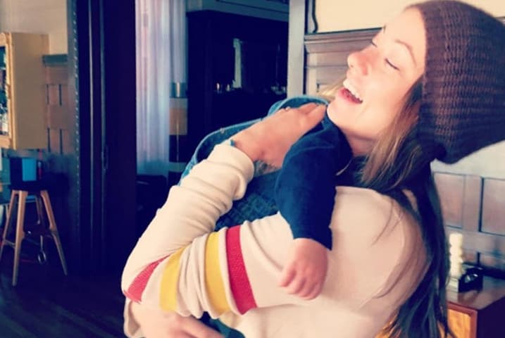 Olivia Wilde just captured parenting – in one PERFECT picture Olivia Wilde just captured parenting – in one PERFECT picture