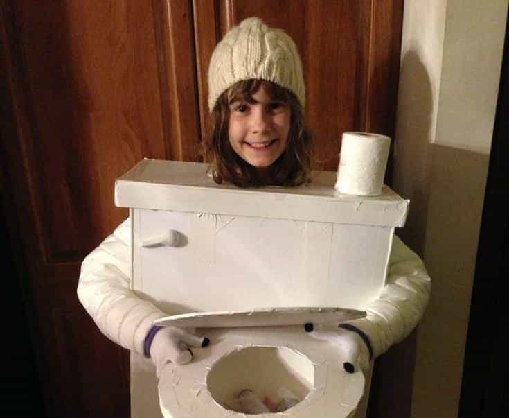 10 kids dressed up as toilets that gives new meaning to the phrase taking the piss 10 kids dressed up as toilets that gives new meaning to the phrase taking the piss
