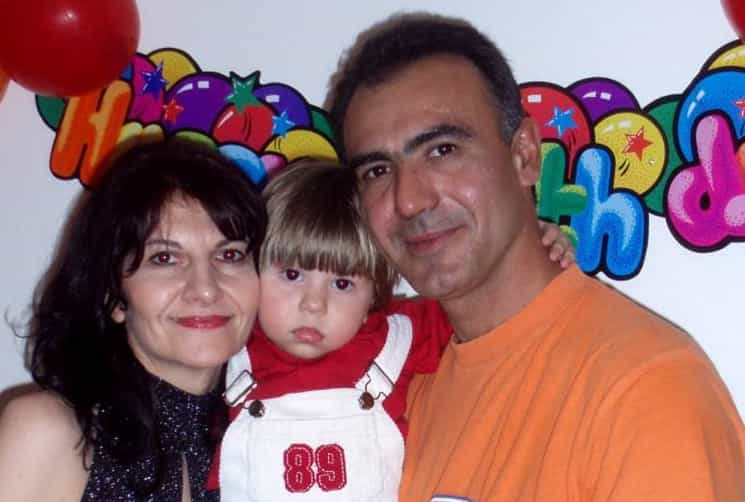 Distraught, grief-stricken parents commit suicide Distraught, grief-stricken parents commit suicide