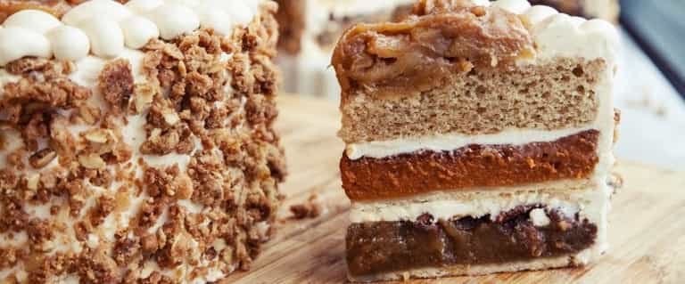 The world’s trendiest cake is here. And it is EPIC. The world’s trendiest cake is here. And it is EPIC.