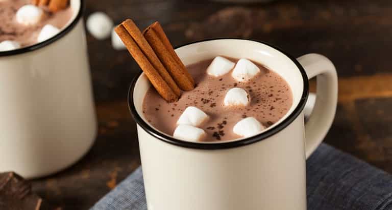 A Hug From The Inside: 6 Of The Very Best Boozy Hot Chocolate Drinks A Hug From The Inside: 6 Of The Very Best Boozy Hot Chocolate Drinks