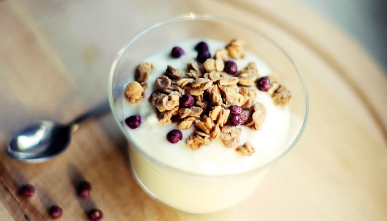 Why you should be eating MORE vanilla yogurt Why you should be eating MORE vanilla yogurt