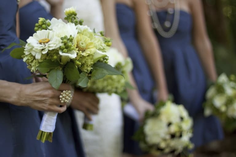 Bridesmaid went into labour on best friend’s wedding day – see what happened next Bridesmaid went into labour on best friend’s wedding day – see what happened next