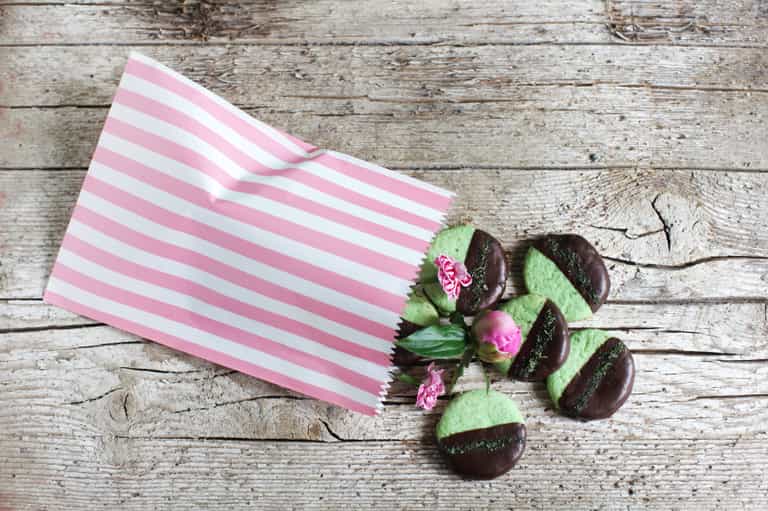 The delicious history of sweets – the bane of every parent’s life The delicious history of sweets – the bane of every parent’s life