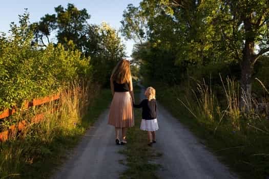 Does Becoming A Parent Mean You Have To Lose Friendships? Does Becoming A Parent Mean You Have To Lose Friendships?