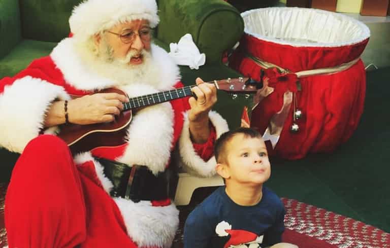 Caring Santas make Christmas magical for kids with autism Caring Santas make Christmas magical for kids with autism