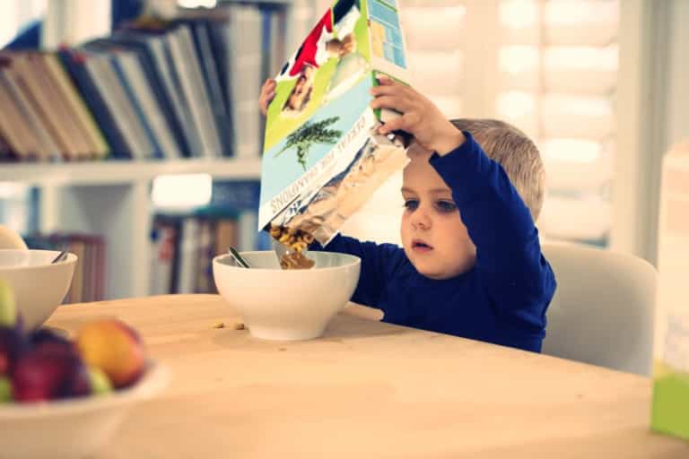 5 Ways To Nurture Your Toddler’s iIndependence 5 Ways To Nurture Your Toddler’s iIndependence