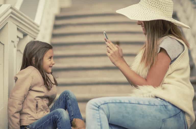 (Adorable) photo of naked toddler landed this famous mum in trouble (Adorable) photo of naked toddler landed this famous mum in trouble