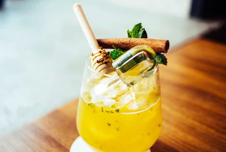 MAKE: Christmas Cocktails: Just Chai Me! MAKE: Christmas Cocktails: Just Chai Me!