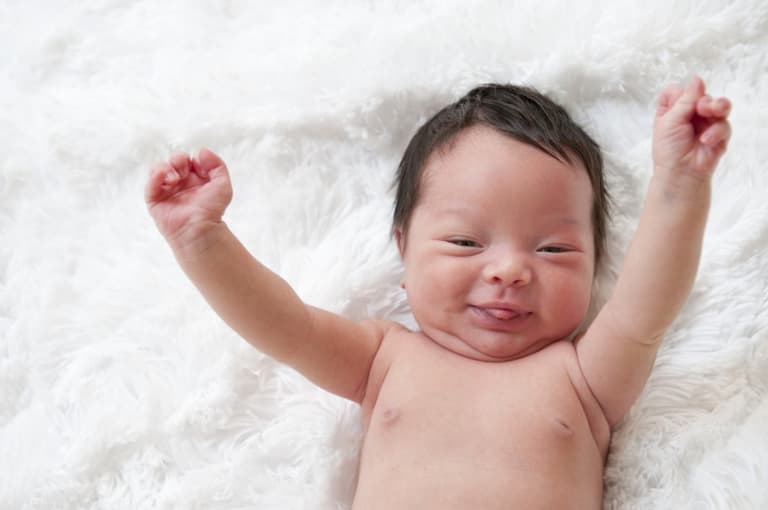 10 Tiny Firsts That Make it All Worthwhile When You’ve Got a Newborn 10 Tiny Firsts That Make it All Worthwhile When You’ve Got a Newborn