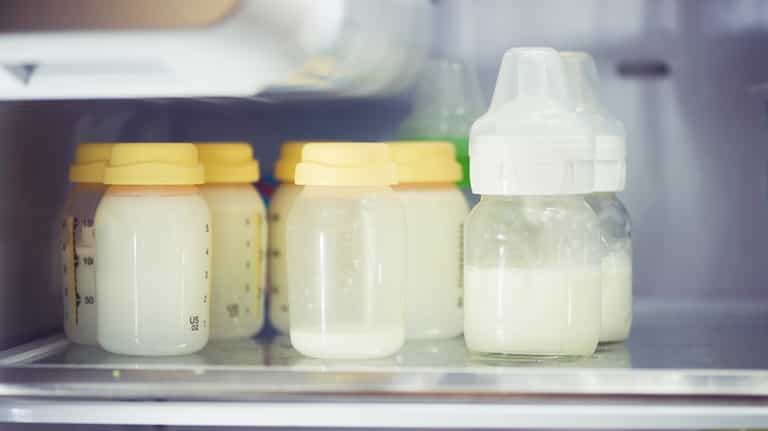 This Amazing Photo Shows How Breastmilk Transforms To Suit A Sick Baby This Amazing Photo Shows How Breastmilk Transforms To Suit A Sick Baby