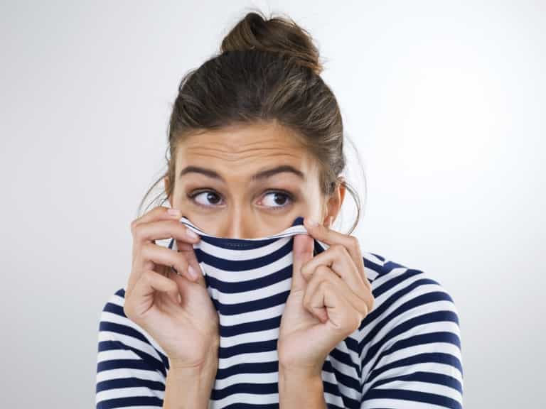 15 Ways to Spot a Secretly Pregnant Woman 15 Ways to Spot a Secretly Pregnant Woman