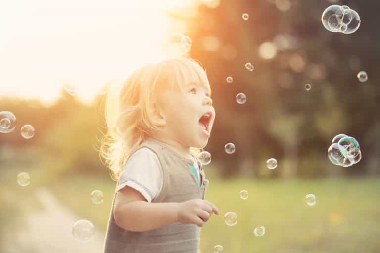 5 Need-To-Know Parent Hacks For Raising A Happy And Confident Child 5 Need-To-Know Parent Hacks For Raising A Happy And Confident Child