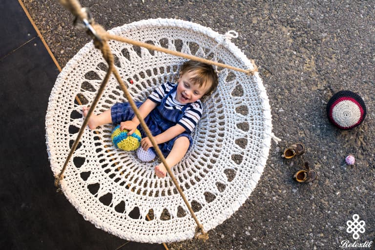 10 Sweet Swings For Outdoor (And Indoor) Summer Fun 10 Sweet Swings For Outdoor (And Indoor) Summer Fun