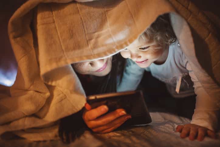 Snapchat urge parents not to worry about new map feature Snapchat urge parents not to worry about new map feature