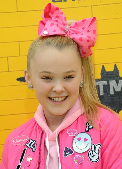 JoJo Siwa ‘babysat’ North West for her YouTube channel because why not? JoJo Siwa ‘babysat’ North West for her YouTube channel because why not?