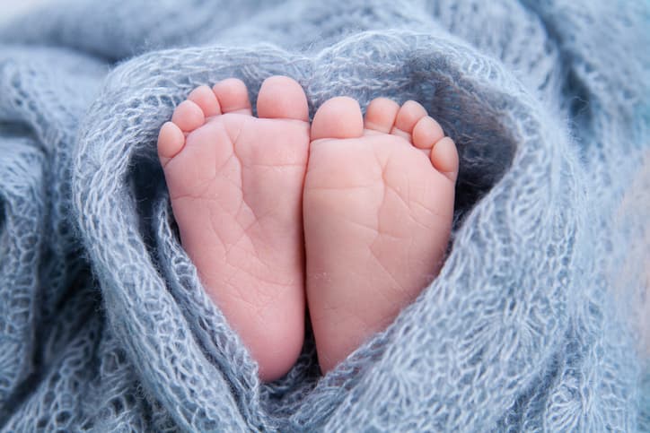 What the heel prick test is and what conditions it tests your newborn for What the heel prick test is and what conditions it tests your newborn for