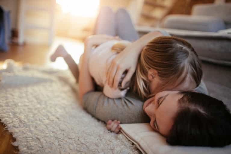 Research proves that hugging our kids helps them become successful adults Research proves that hugging our kids helps them become successful adults